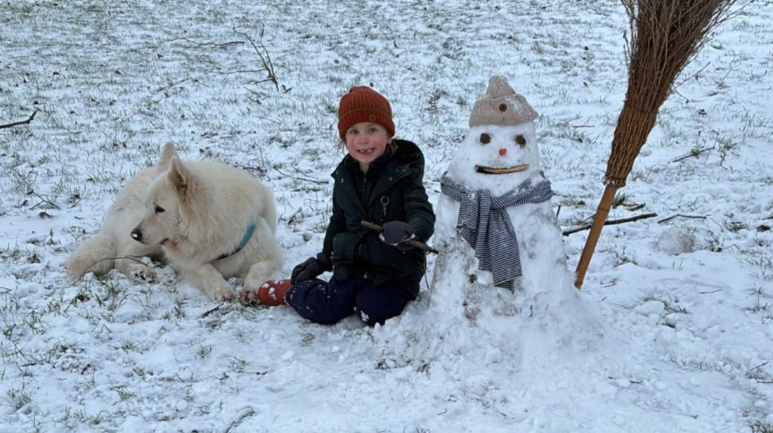 Sneeuw op de boerderij!